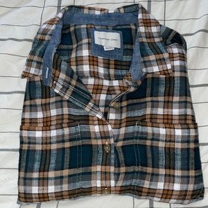 American eagle cropped button up flannel